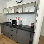 So Sukromnym Parkingom Apartmán